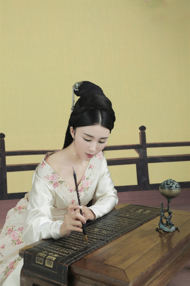 汉服,为什么被称为仙女服?它那么美,诗歌也无法描述其