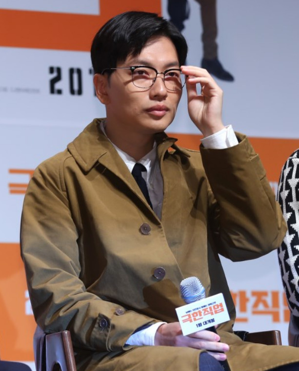 李东辉7年前不起眼,如今担任男主扛票房,最想演的是"浣熊"?