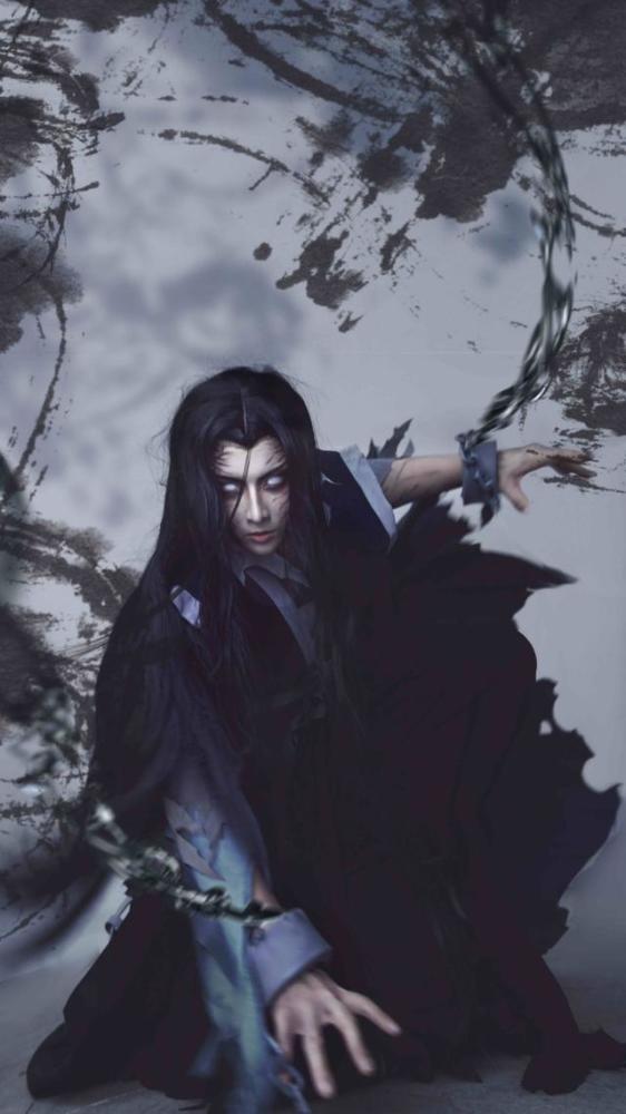 小哥哥cos《魔道祖师》鬼将军,超高颜值让我想要舔屏的节奏!