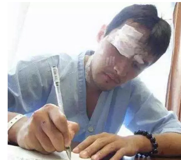 胡歌第一时间为仁济医院医闹发声,得知背后原