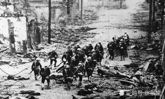 参加淞沪会战的川军,伤亡率高达85%,以血肉之躯阻挡了敌人的铁骑