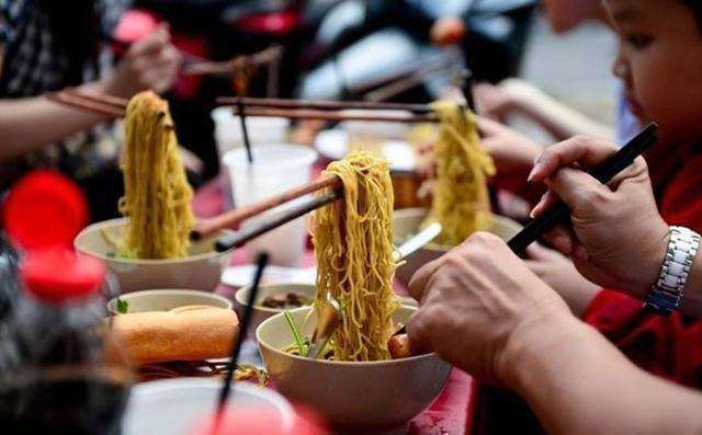 面馆人口支撑_面馆门头图片
