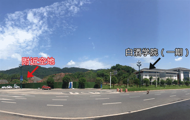从上图看,这个位置周围的呈现度还算不错,白酒学院,天立国际学校