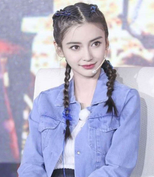 都在说杨颖的眼睛大,不适合编头发,编起来头发"美的像