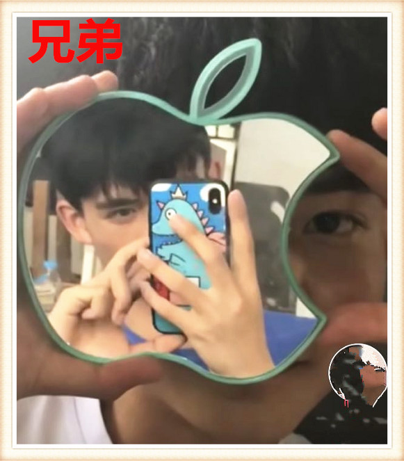 毕竟女生还是很看重男生外貌的,这么帅气的小哥哥一看就容易让人心动.