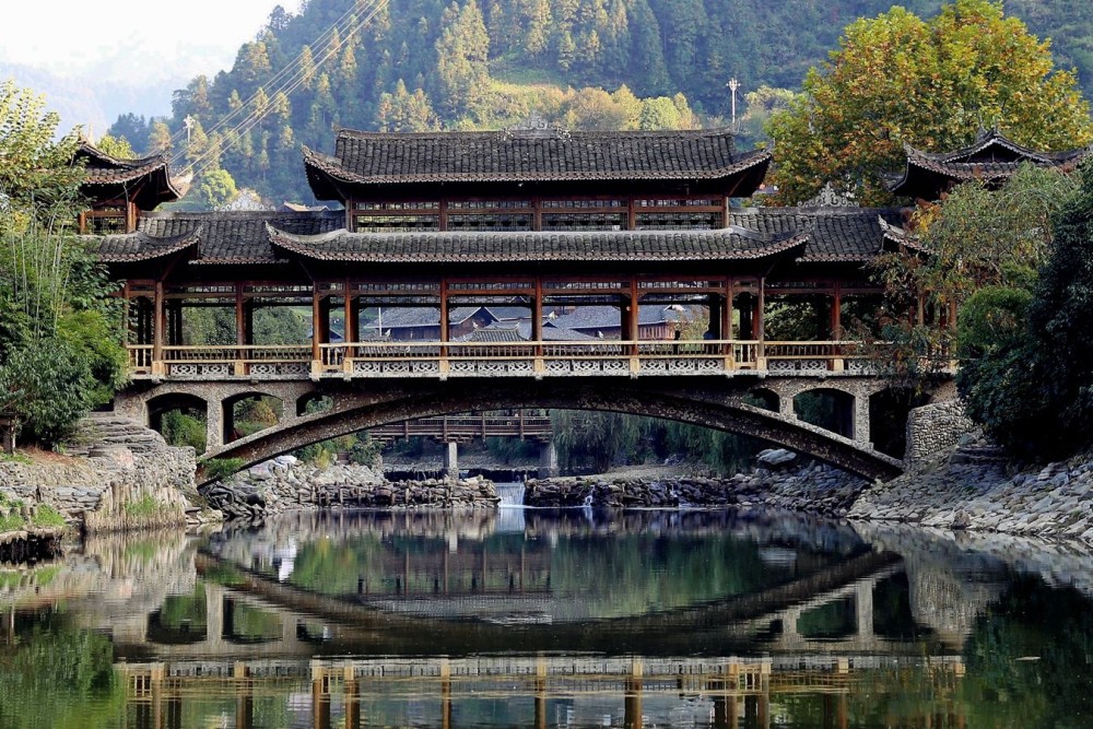 韩国耗资3亿修建古桥,却与中国古桥撞脸!网友:果然擅长整容