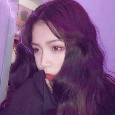 最近"紫色 侧脸"头像火了,每一张都很美,网友:白莲花!