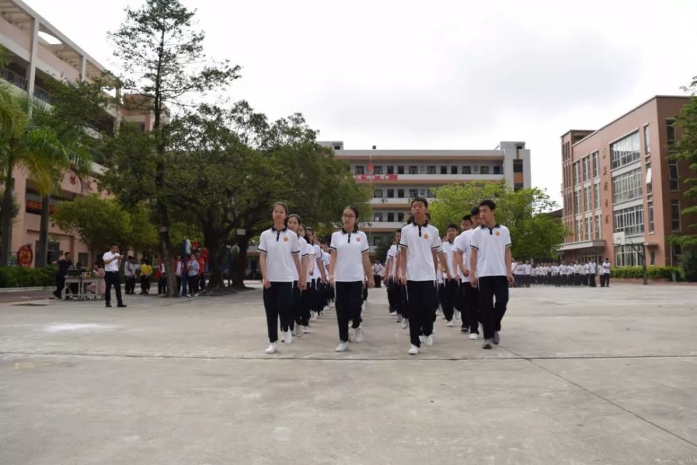 东海中学:激扬青春 广播体操比赛