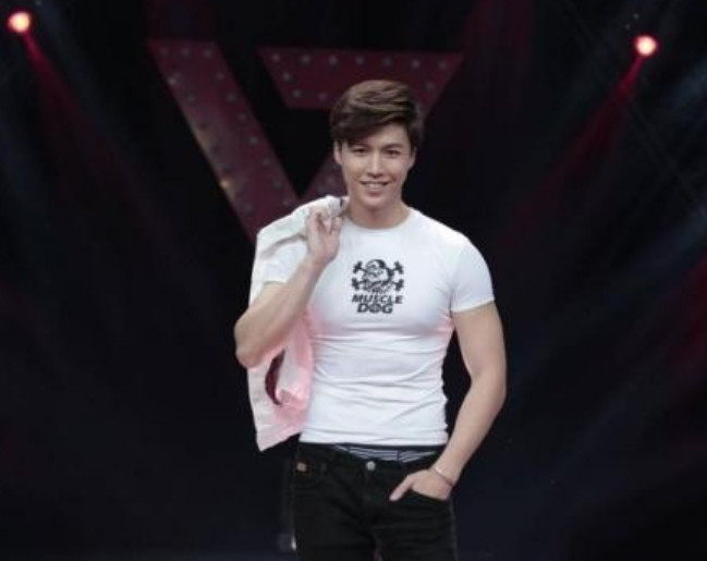 林瑞阳长子林禹身材被赞"行走的腱子肉",网友:还是前妻的美!