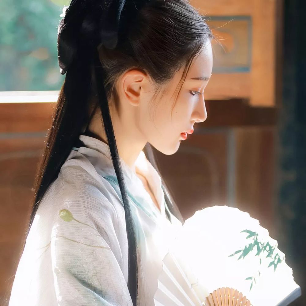 唯美古风女生头像