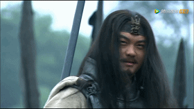 第二个原因是:刘备要优待降将,聚拢人才.