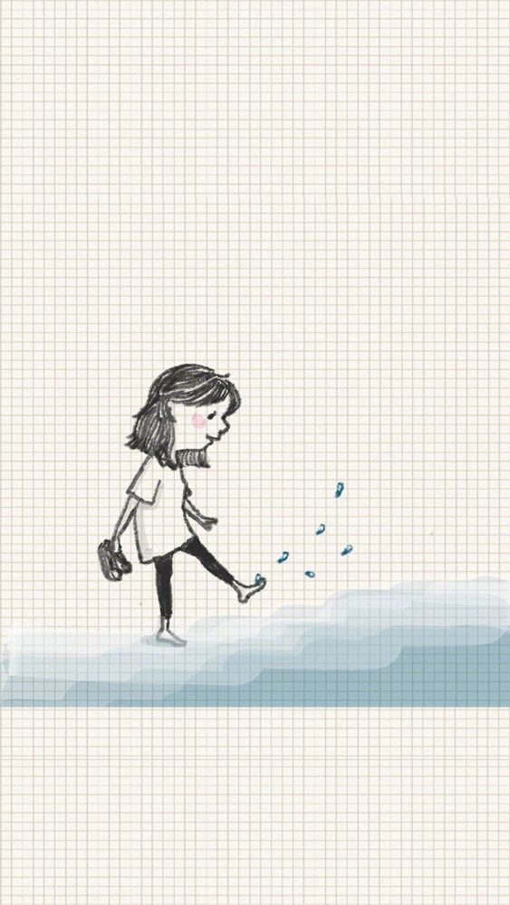 无忧无虑玩水的小姑娘