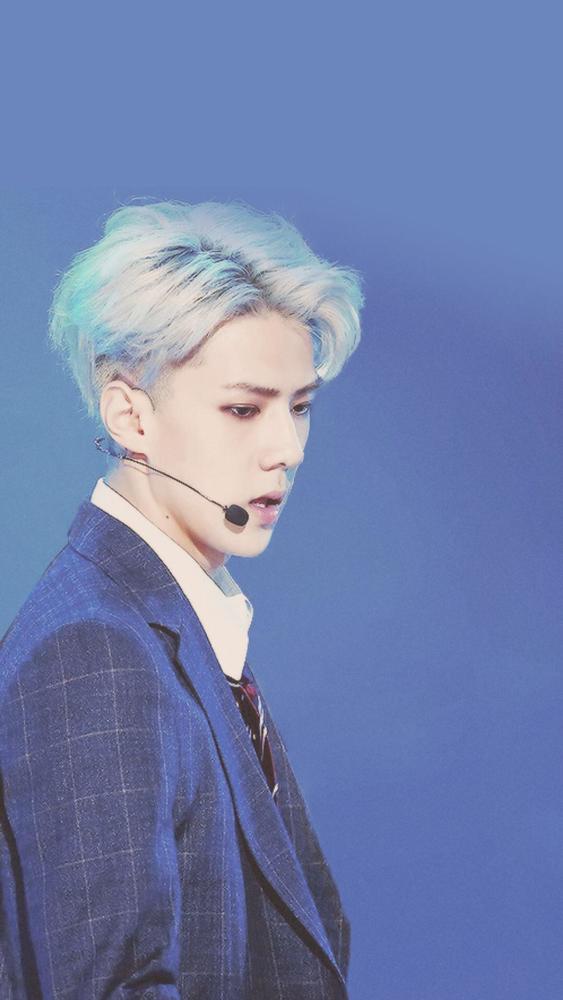 exo·吴世勋精美壁纸:银发的男神帅到炸裂!
