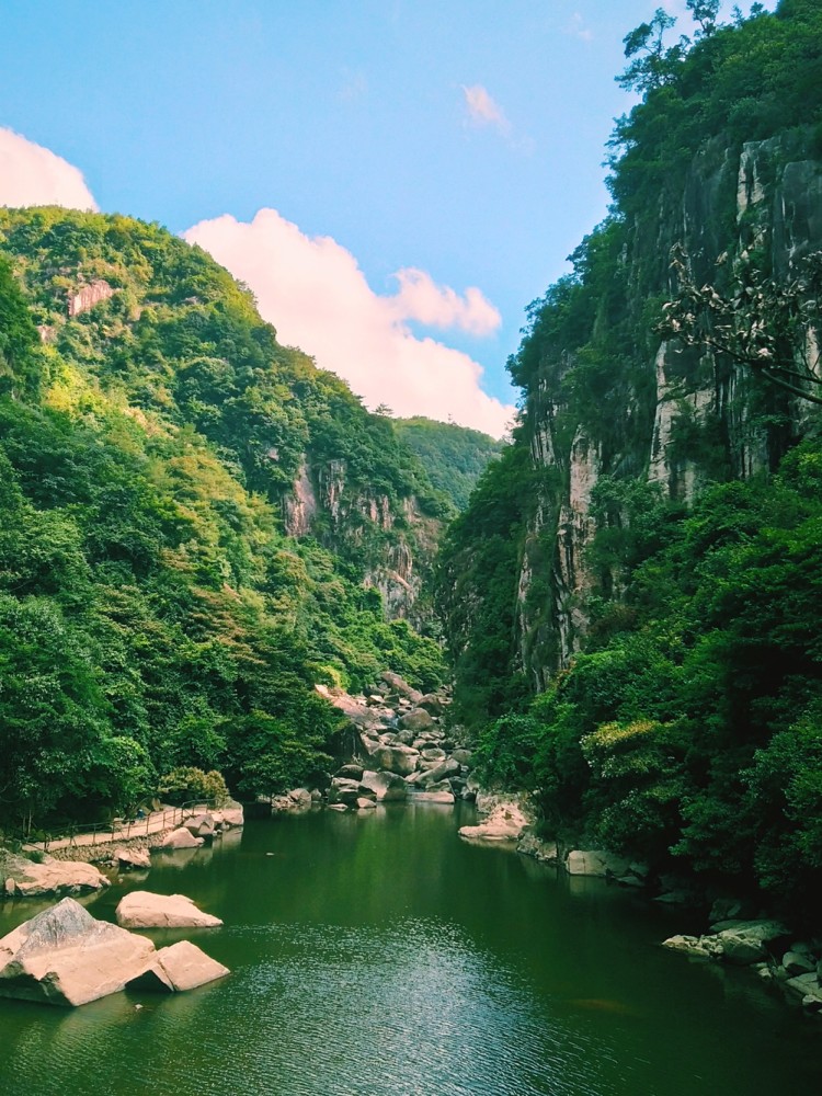 九龙谷,九鲤湖,景区,玻璃天桥,景区门票,瀑布