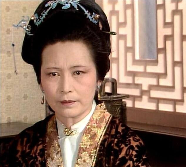 在红楼梦中王夫人有两个儿子,一个贾珠,一个贾宝玉.