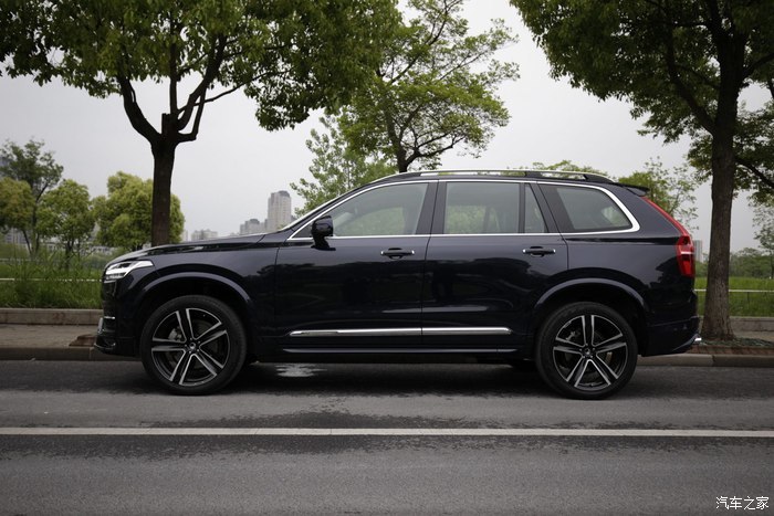 沃尔沃xc90爆改,沃尔沃xc90官方图 沃尔沃xc90改装作业,第一眼就让我感到了惊艳,心动不已