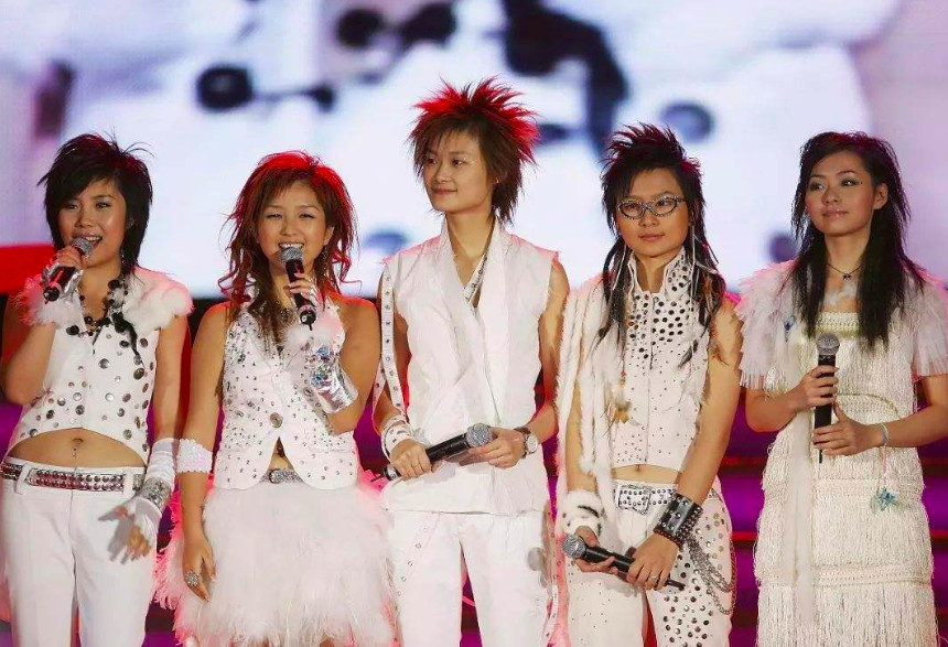 2011届快女重聚,网友:存在感最差的一届