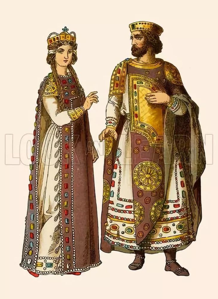达尔马提卡宽松长袍,是流星雨拜占庭时期的一种外衣 ,样式是一种最