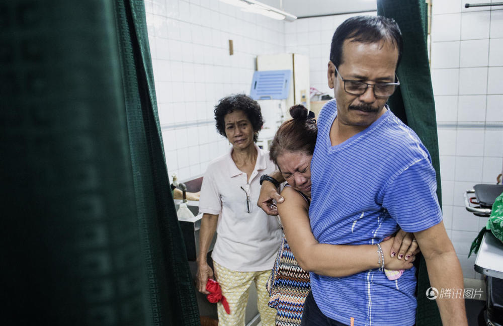 菲律宾铁腕扫毒 千人丧命 无主尸体埋垃圾下(慎)