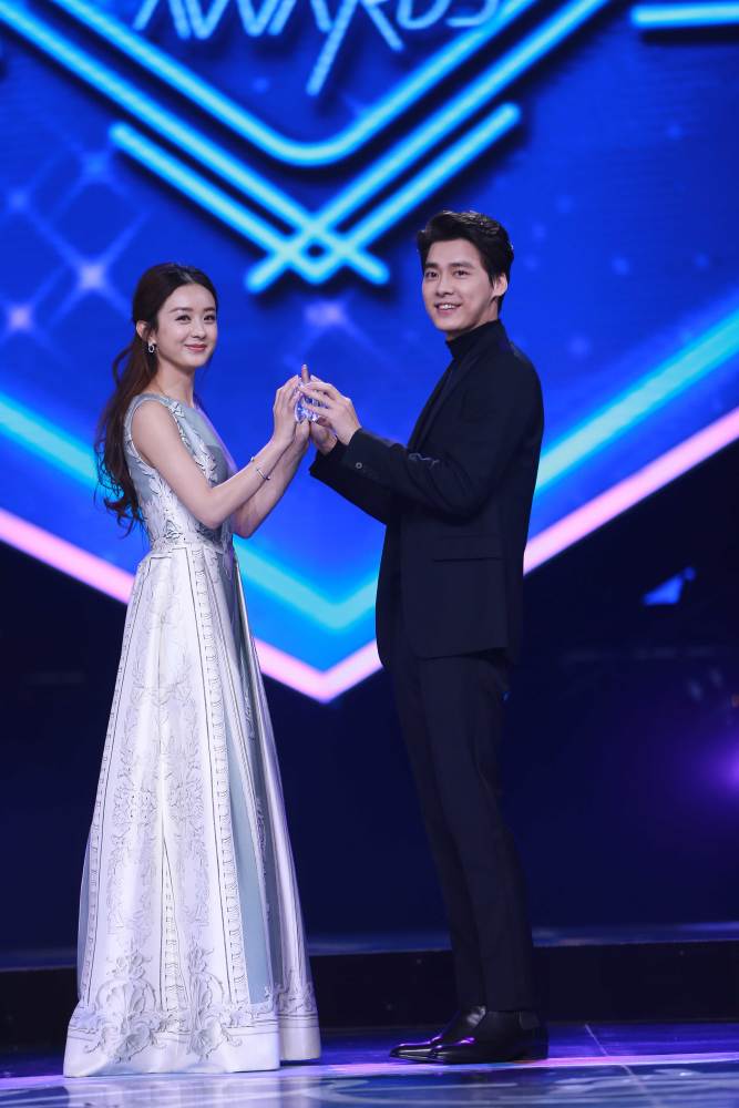 星光大典十大瞬间:凡瑶同框颖宝想恋爱