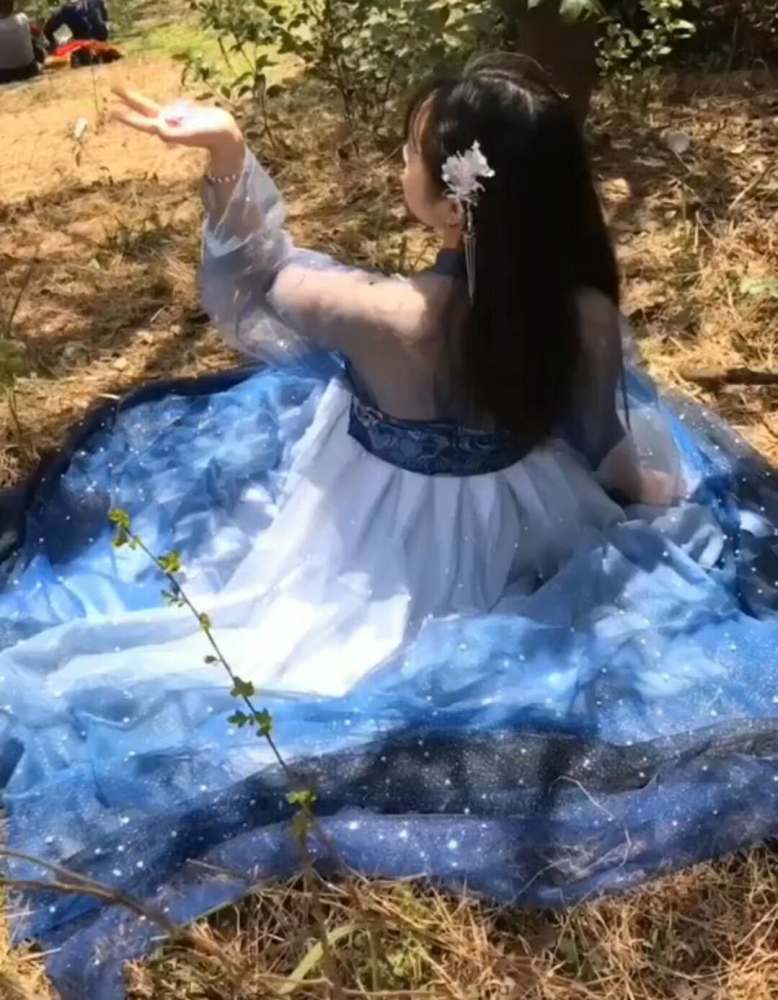 汉服北极星不只有紫色,黑、白、红北极星也美