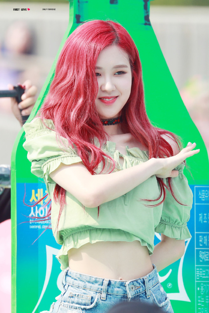 blackpink高清壁纸,rose烈焰红发宛如火龙果惊艳!