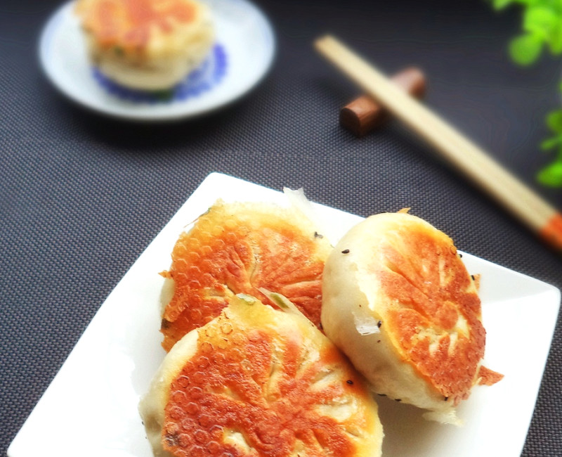 2,水煎包子