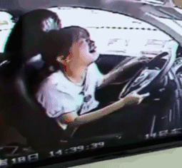 驾校练车场旁发呆:英朗车主回忆考科目二,从没这么