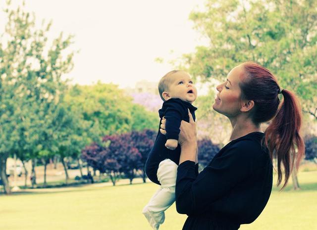 生完孩子后,女生是少女还是变大妈,全凭这些细节