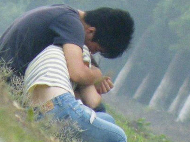 初中生装"社会人"的3种行为,特别第一个,00最爱做