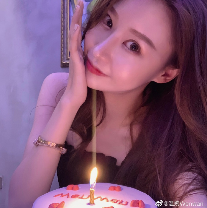 温婉素颜晨跑,颜值却再创新低,网友:这是"整容"没有恢复好?