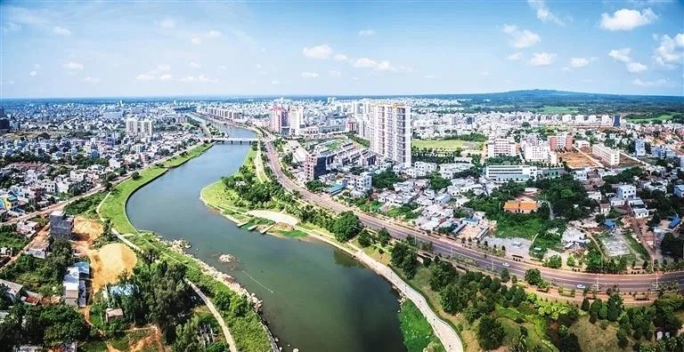 海南,五指山市,白沙黎族自治县,东方市,海口,海南岛