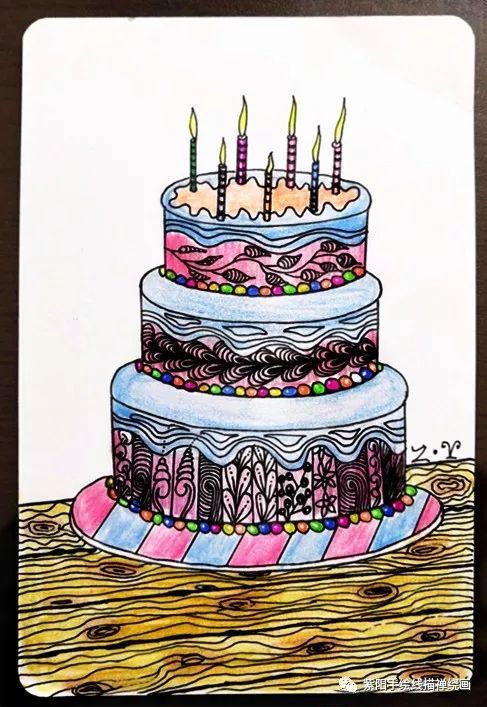画一幅生日蛋糕禅绕画