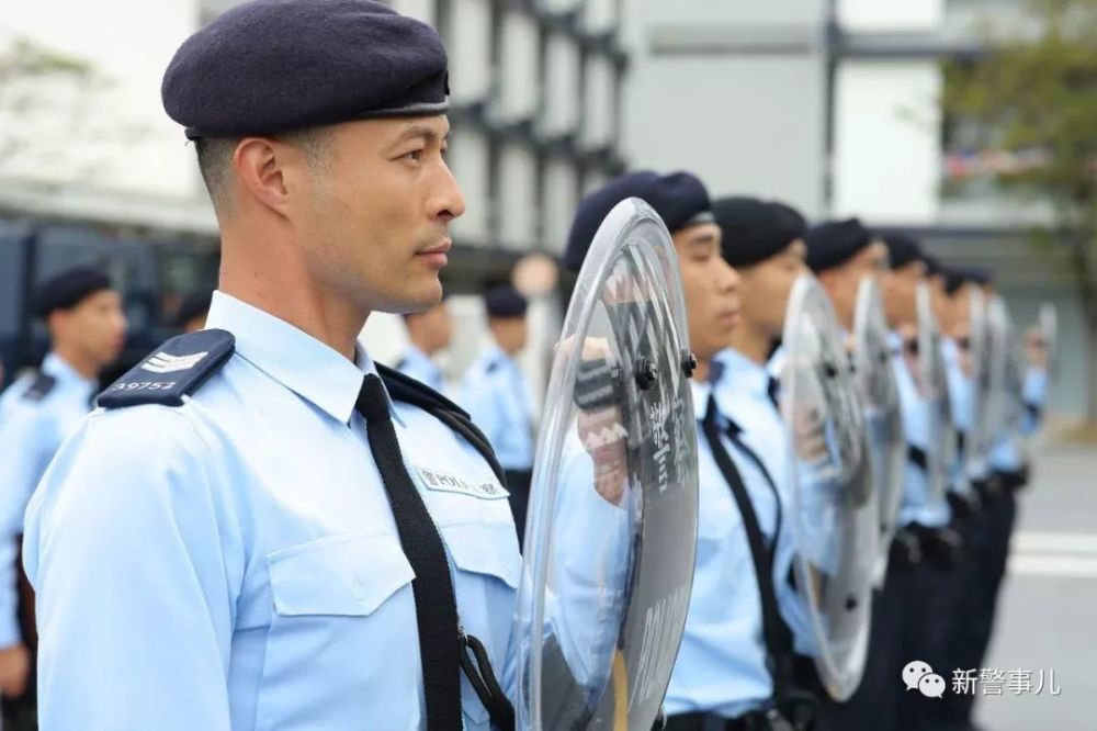 全国各地公安机关官方微博纷纷转发.