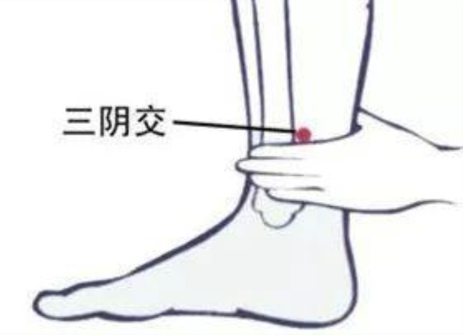 月经量少导致精神不振,专家建议及时调理:三个方法使经血增多