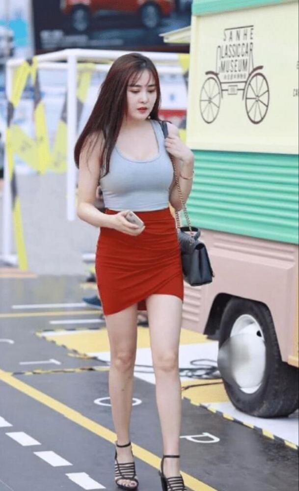 果然,微胖美女才是每个男人的心头好!