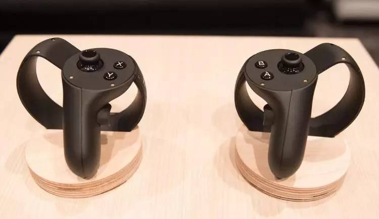 VR年度报告：里程碑式的一年 3大亮点与3项不足