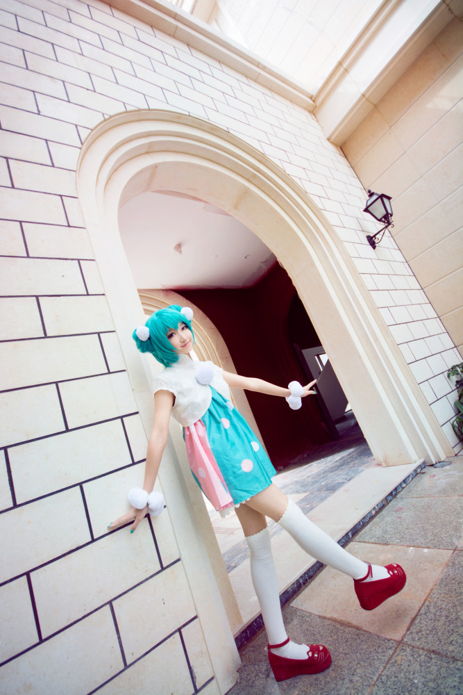 初音未来cosplay:小姐姐真是百变cos,从旗袍到和服都完美cos