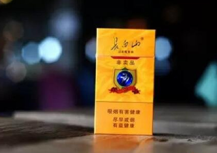 一席,细支烟,利群