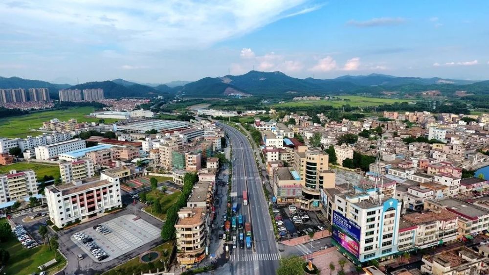 鹤山市址山镇