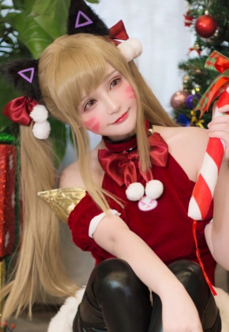 cosplay女神排行榜,cosplay紧身皮衣 双马尾金发小姐姐cosplay,呆萌猫耳,网友:女神