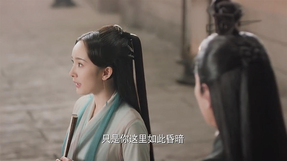 三生三世,谁注意到夜华说这句话时的黯淡表情,这是他的心结