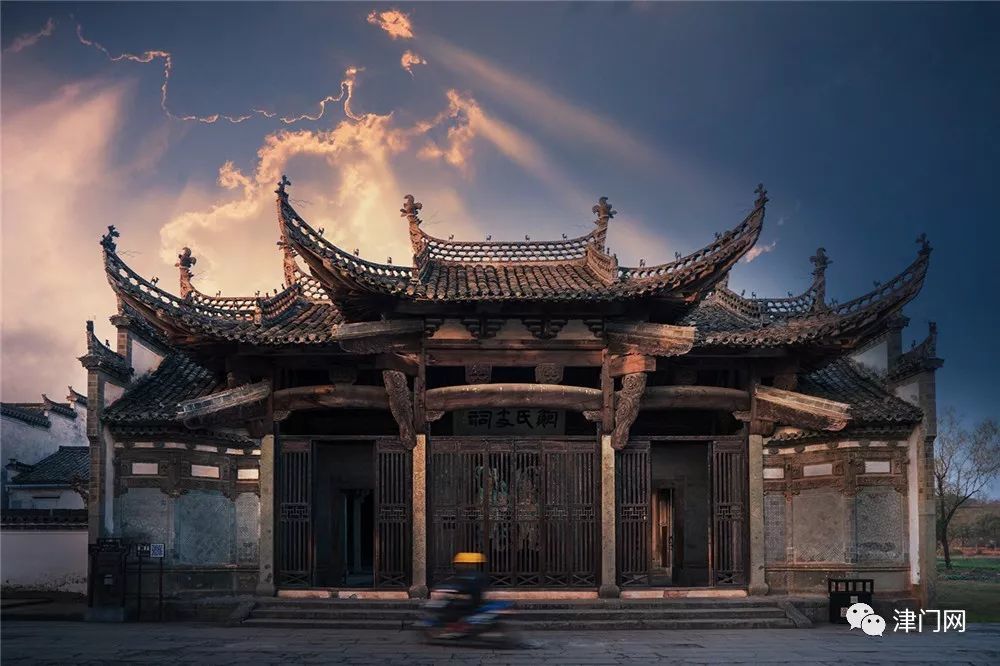 徐诗瑶摄影作品赏析·《记录中国古建筑之美》