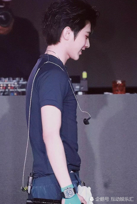 蔡徐坤,指尖,演唱会,男孩子,小鲜肉