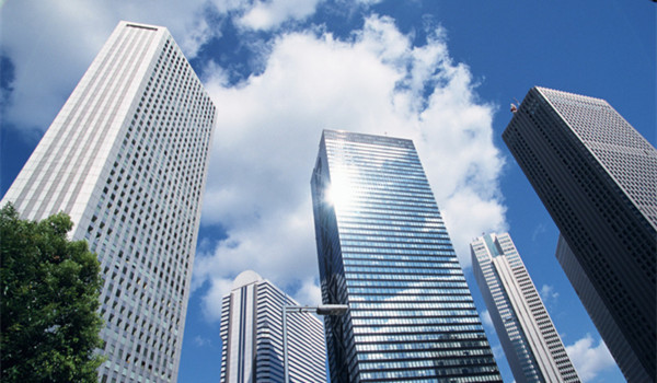 贾康:中国应该有自己的房产税 不是借鉴美国的