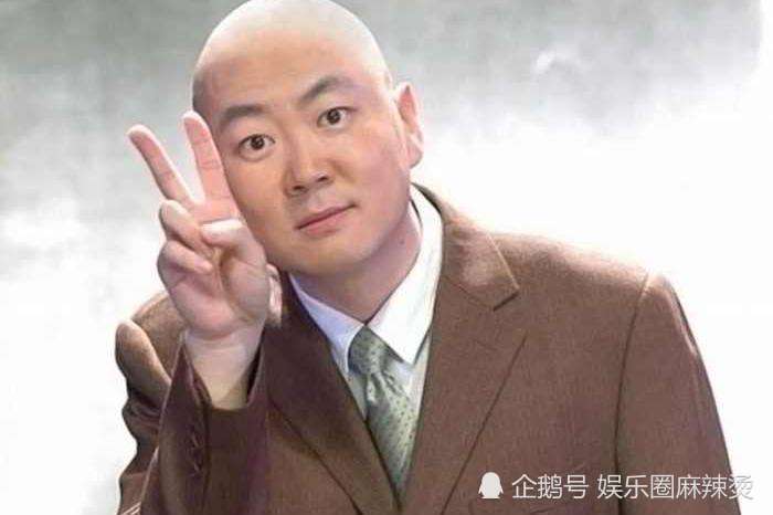 喜剧演员郭冬临发了张"恶搞"图,遭网友调侃,回家跪搓衣板吧!