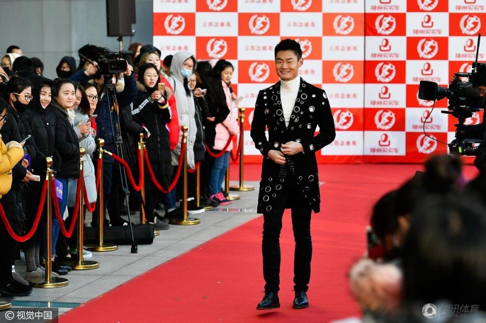 体坛群星齐聚中国劳伦斯盛典 王楠珠光宝气(组图)