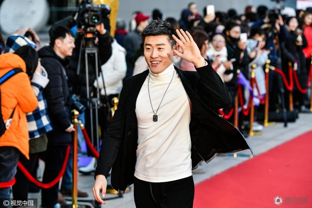 体坛群星齐聚中国劳伦斯盛典 王楠珠光宝气(组图)