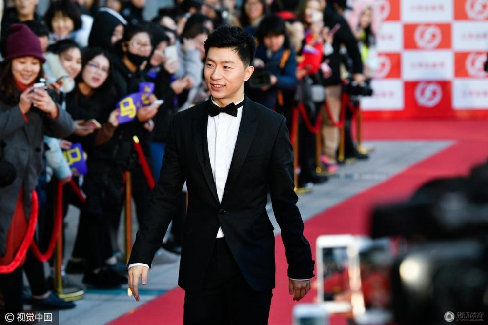 体坛群星齐聚中国劳伦斯盛典 王楠珠光宝气(组图)