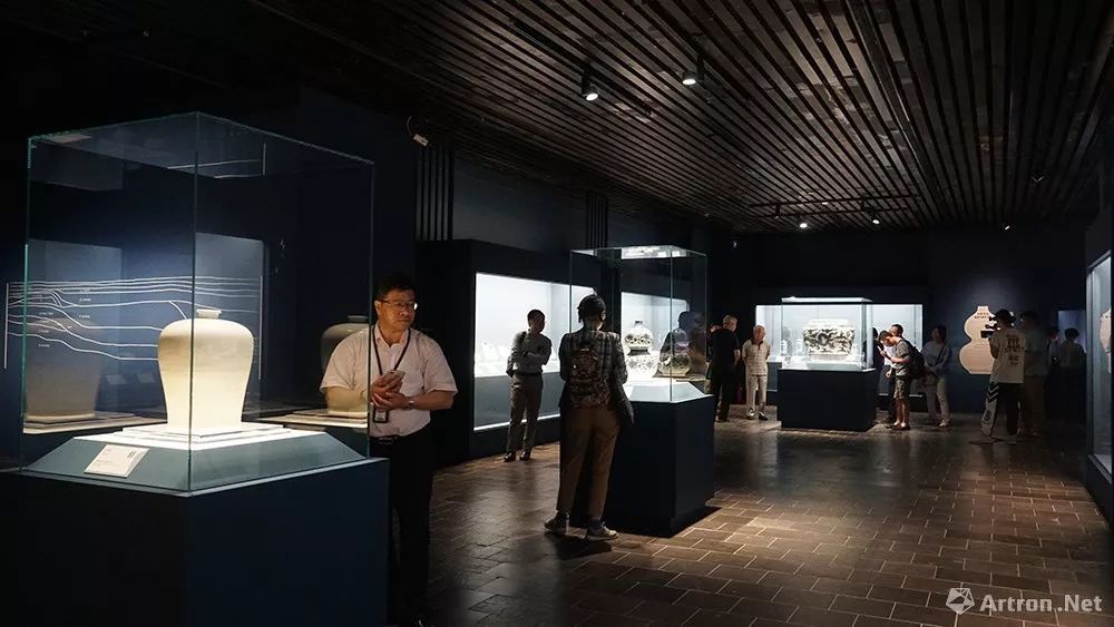 上海博物馆景德镇瓷器大展:填补明瓷"空白期"